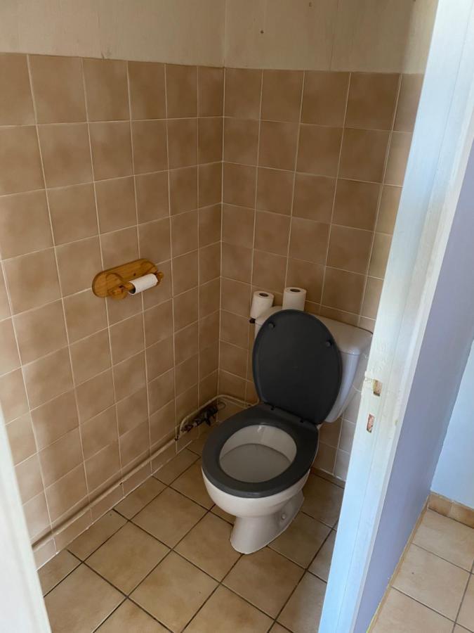 Saint-Pierre-le-Moûtier Charmant T2 Au 1Er Dans Residence Avec Parc Arbore מראה חיצוני תמונה